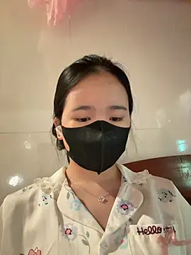 Gwen879 online show from April 9, 5:54 am