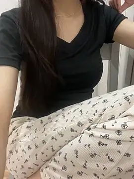 Linhtruong   online show from February 8, 7:06 pm