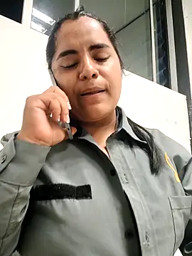 Isabel 3 online show from April 6, 4:46 am