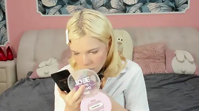 ALZA AZURE online show from January 14, 11:15 am