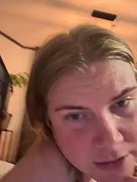 SexyBlondJoanna online show from February 11, 7:59 pm