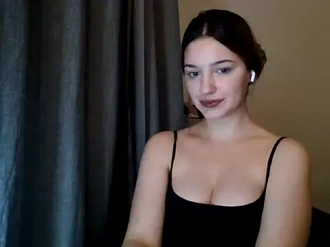 EvelineMagnetic online show from April 4, 8:07 pm