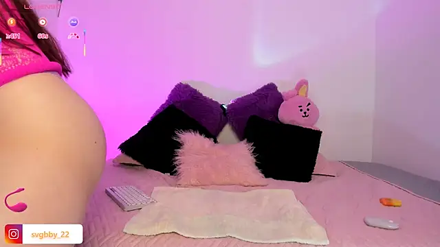 savage bbygirl online show from June 12, 2:30 am