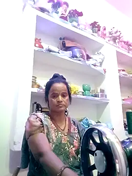 kiiuu sexe online show from April 8, 3:47 pm