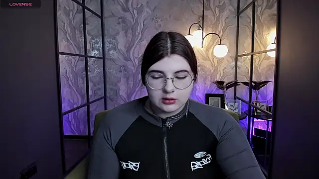 Siena aa online show from February 10, 8:34 pm