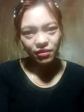 jjennyyy online show from February 26, 2:49 pm