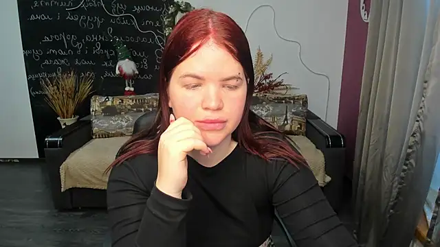 Secret Emma online show from January 11, 1:27 pm