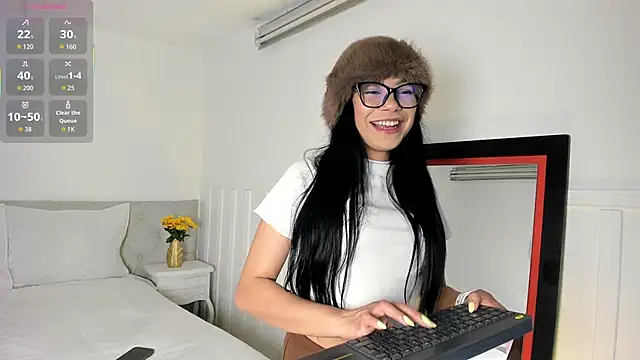 Little Lexyy online show from March 10, 3:21 am