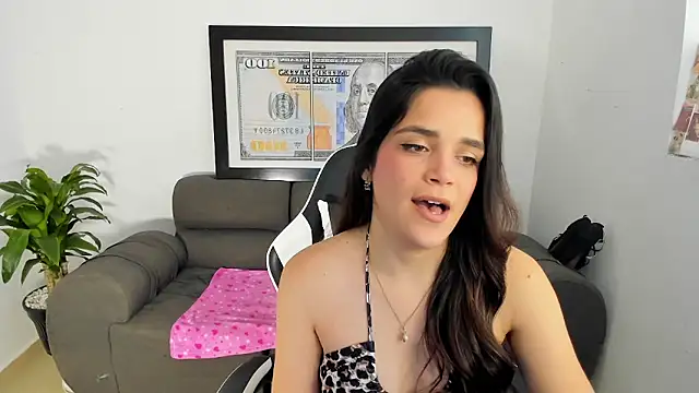 LucianaMoreau online show from March 4, 8:59 pm