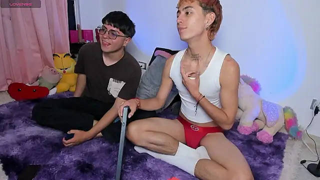 Maiky Cooper01 online show from March 18, 1:21 am