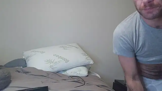 FrankieFuckMe online show from April 16, 7:19 am