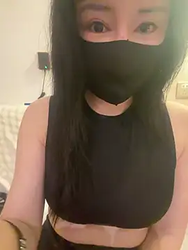 Mia-zhan online show from April 16, 9:25 pm