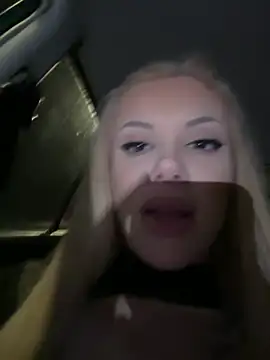 AlyssaFoxx  online show from January 31, 7:11 pm