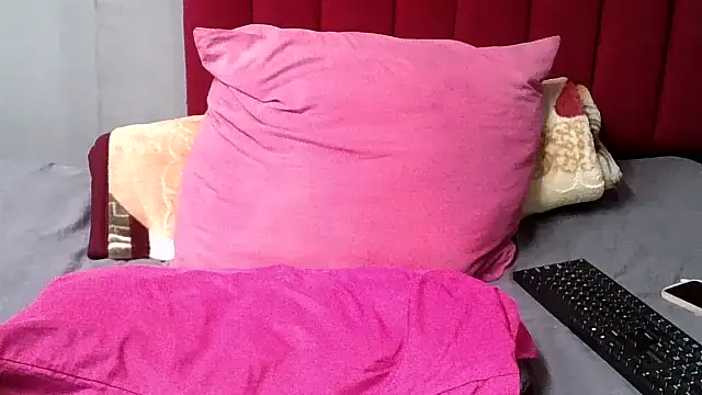 ClitorisBoobs online show from March 7, 6:04 pm