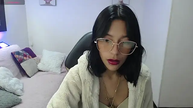 Kittie nala  online show from January 17, 4:31 am