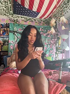 lifeoftt 19xx online show from April 7, 2:52 pm