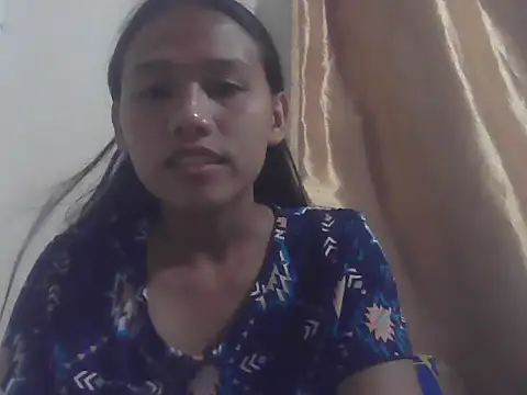 lovelypinay31xx online show from April 8, 11:23 am