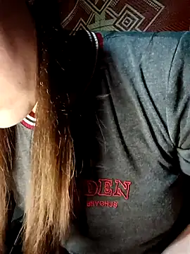 natra0033 online show from February 20, 1:34 pm