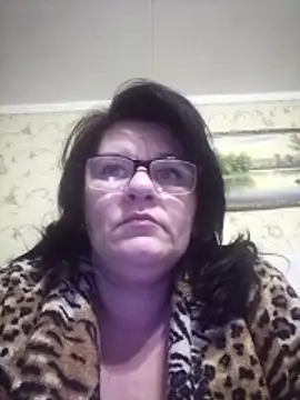 NysiOlsen online show from March 22, 3:51 pm