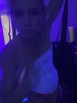 MANDALYN online show from March 4, 1:23 am