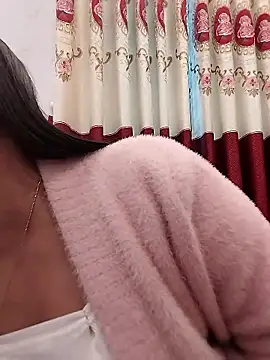 LanNhi 007 online show from January 15, 8:31 am