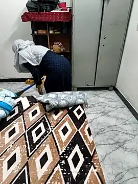 OthersWife4U online show from February 10, 6:38 am