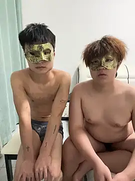 elephant0 online show from January 17, 2:35 pm