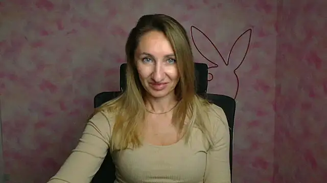 Diana Sweeet  online show from April 15, 5:52 am