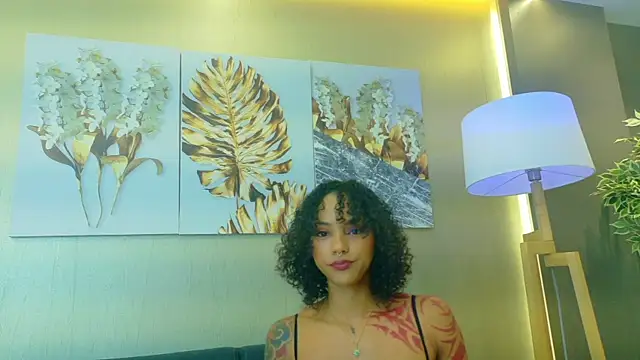 LizStorm  online show from April 12, 12:19 pm