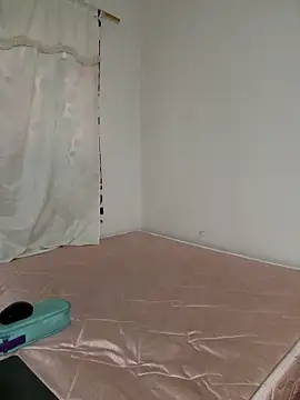 dolunay farah online show from April 15, 12:17 pm