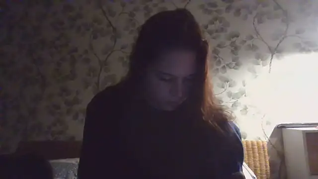 NyraLuna online show from March 22, 9:21 pm