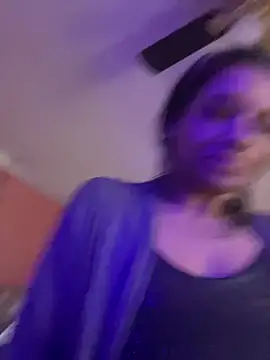 icanbeyourplaytoy online show from February 7, 1:26 pm