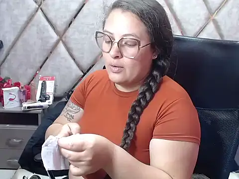 Sarah Boobs  online show from February 20, 3:27 am