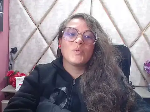 Sarah Boobs  online show from February 19, 3:17 am