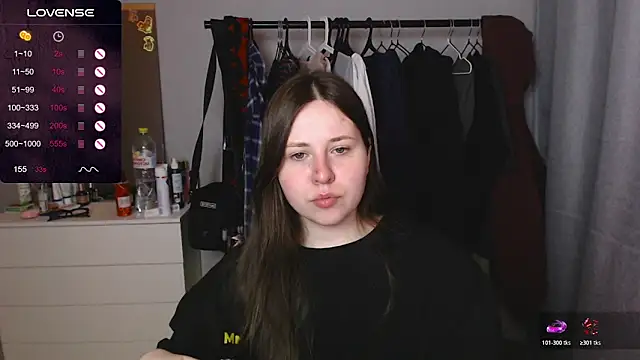 secretvic online show from February 8, 1:26 pm