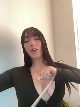 Melody rousse   online show from February 18, 8:30 pm