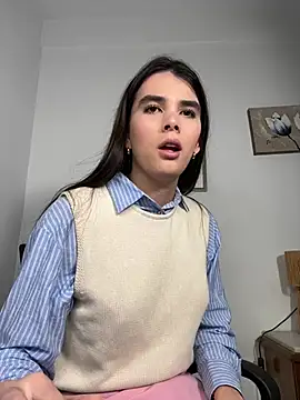 Lily WellGifted online show from February 6, 12:30 pm