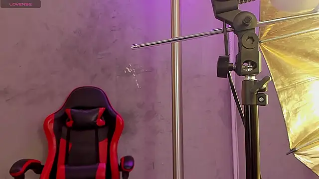 isabella nowa online show from March 20, 11:48 am