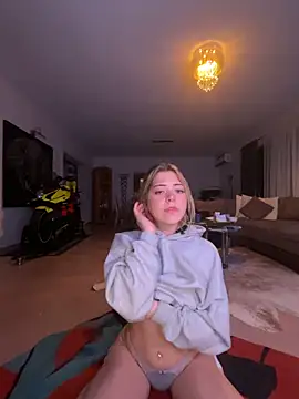 MelliMoon online show from February 9, 11:29 pm