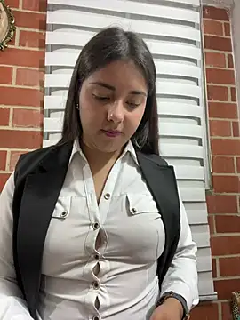 A-uroora online show from March 13, 8:04 am