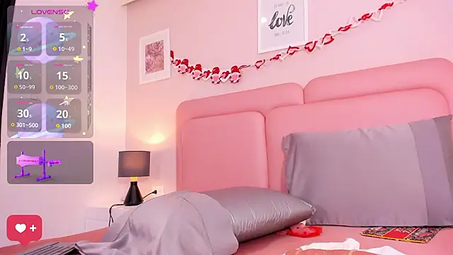 sexy curlylady online show from February 15, 7:51 am