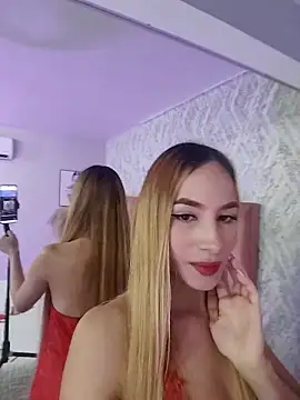 chiarabonds online show from February 8, 5:38 pm