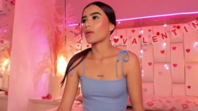 StefanyCondia online show from February 13, 6:31 pm