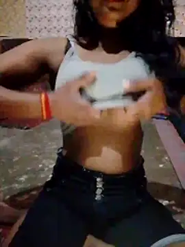 Ayesha Khan1 online show from March 31, 1:11 pm