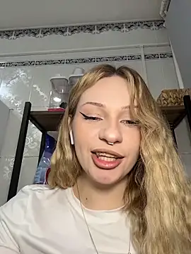 DayaFoxy online show from March 15, 2:19 pm