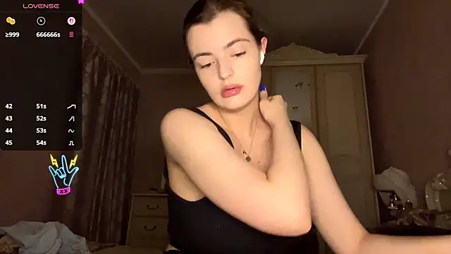 MistressBabe online show from April 12, 5:38 pm