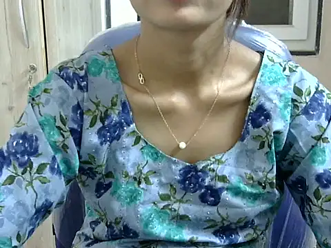 Kulsum S online show from March 27, 12:50 pm
