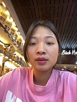 Lyn-be99 online show from May 14, 11:27 am