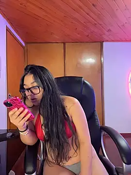 Violetta pinkk1 online show from February 17, 4:45 am