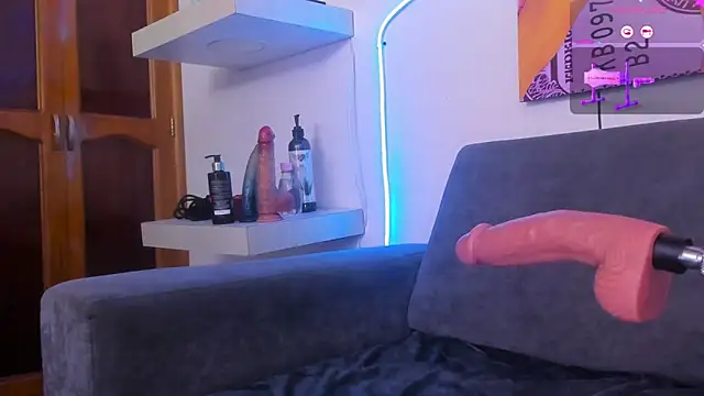 cmila0713 online show from March 21, 12:15 am